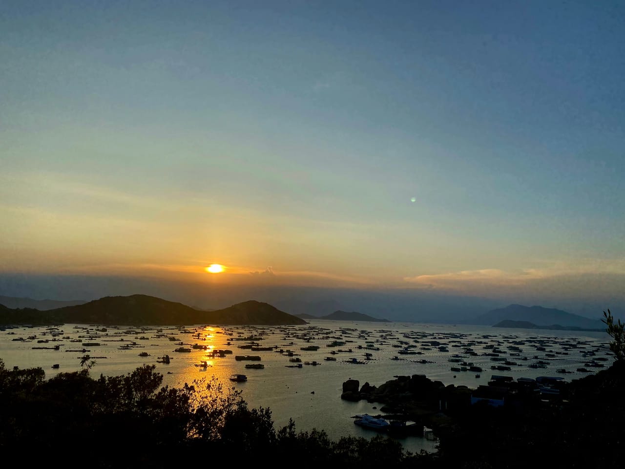 Khanh Hoa beach at night